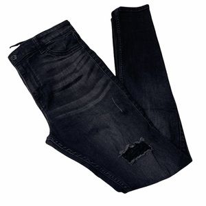 Hollister Black Distressed Skinny Jean High Rise H14